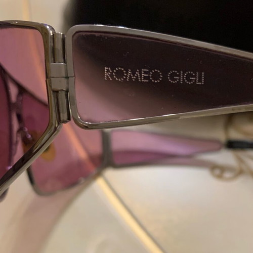 Romeo Gigli pink sunglasses like new