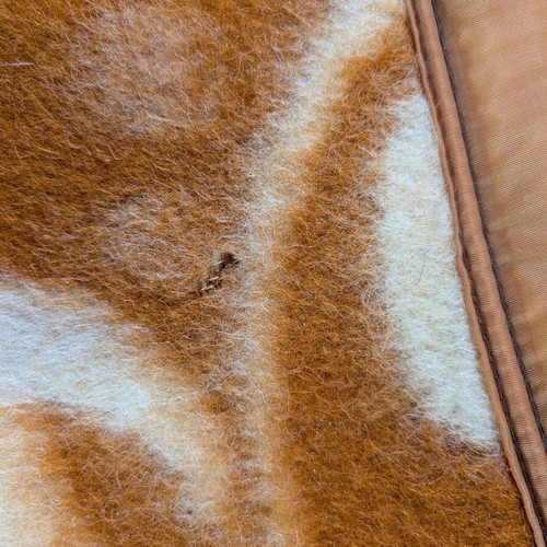 Double-sided smooth wool blanket 220x200 like new