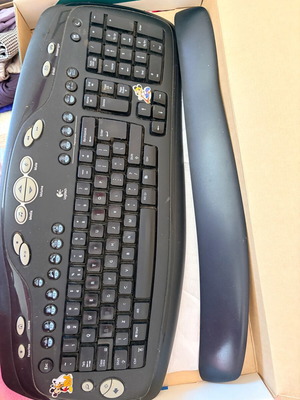 Logitech wireless black keyboard used