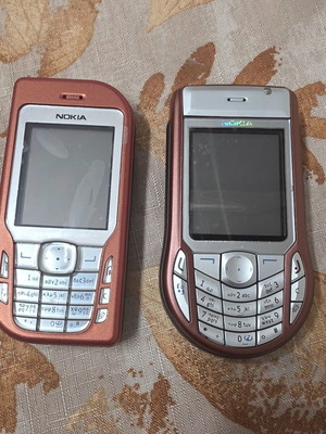 Nokia 6670 και 6630 τηλέφωνα σαν καινούργια με γνήσια δερμάτινη θήκη