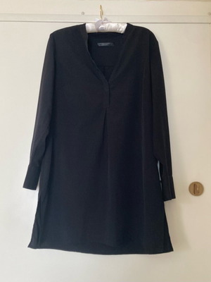 Black shirt like new, size L