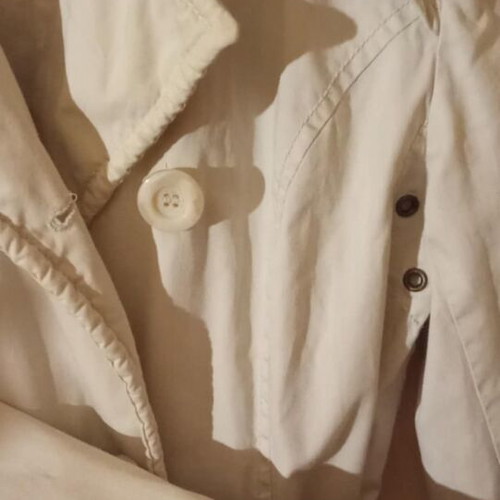 Xdye women's trench coat size M cream color new