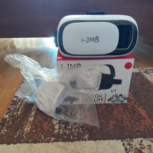 Virtual reality headset unused