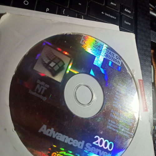 Microsoft Windows 2000 Professional Advanced Server Install like new