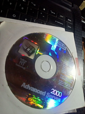 Microsoft Windows 2000 Professional Advanced Server Install like new