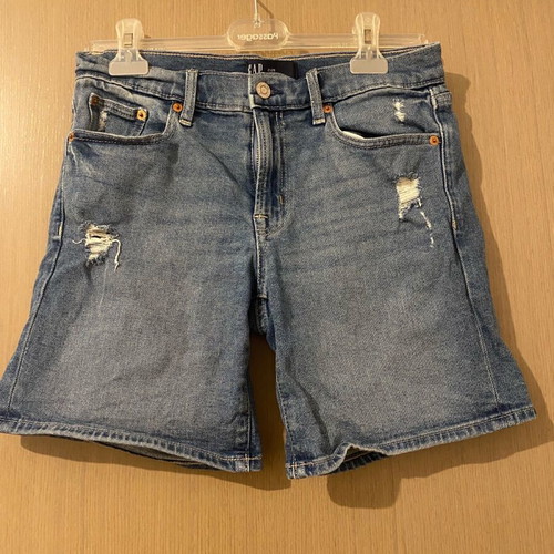 Gap denim shorts size 26 like new