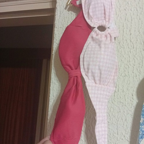 Swimwear set of 2 like new, extra small strapless tops red and pink