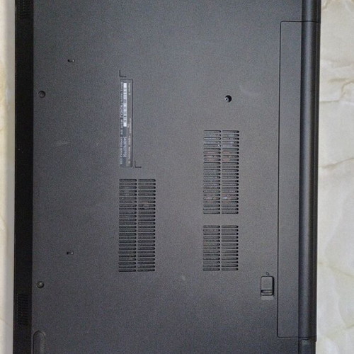 Laptop Dell Inspiron 15 like new with Intel Core i3 and 8GB RAM
