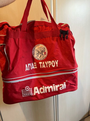 Admiral football travel bag used