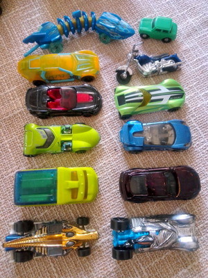Hot Wheels collection and collectible toy cars used, pack