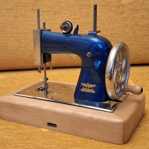 Casige Vintage Children's Sewing Machine Used, Germany 1940-1950