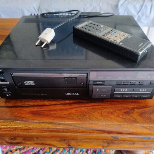Sony CDP-101 CD player used with remote control