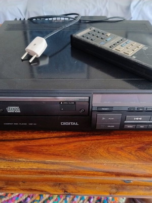 Sony CDP-101 CD player used with remote control