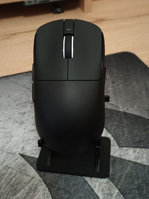 VXE R1 PRO mouse like new with very few hours of use
