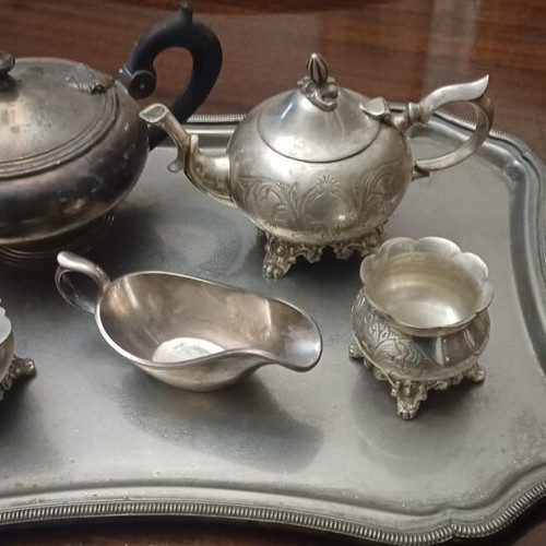 Silver-plated decorative items like new