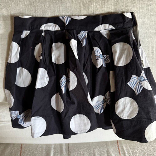 Lapin girls' skirt for 5 years old like new, white and blue