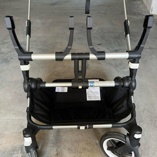 Bugaboo Donkey 3 Twin baby stroller like new, complete set
