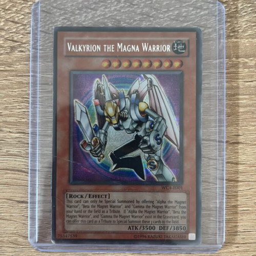 Valkyrion the Magna Warrior Yu-Gi-Oh! card like new, World Championship 2004