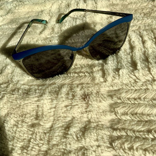 Tiffany & Co. TF3060 sunglasses like new, blue with prescription lenses