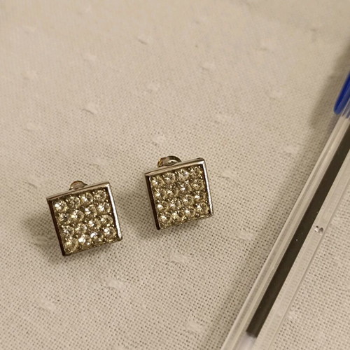 Metal earrings new