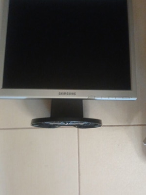 Samsung computer monitor like new