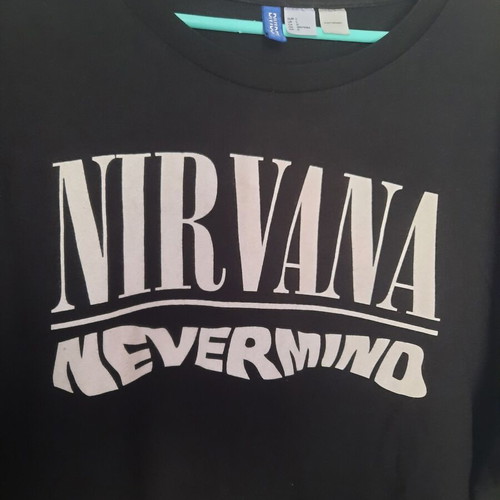 H&M Nirvana T-Shirt Large like new, comfortable fit