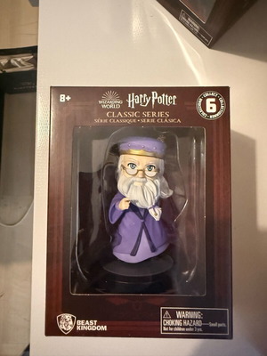 Dombledore figure new Beast Kingdom