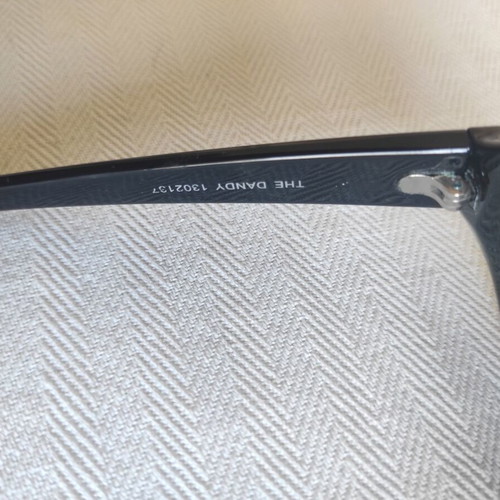 Le Specs The Dandy sunglasses used, black oval frame