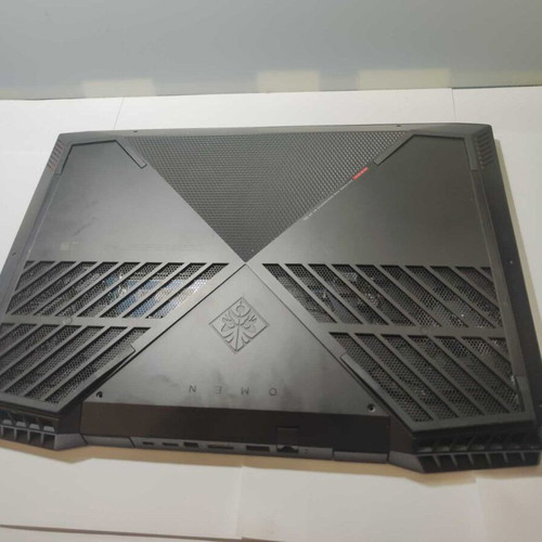 HP Omen 15-DC i7-8750H GTX 1060 gaming laptop used, defective board and cracked screen