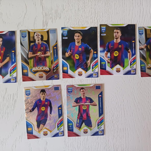 Adrenalyn XL 2026 16 Barcelona cards like new