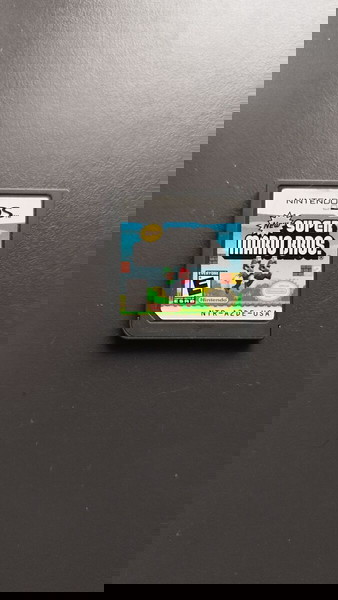 Nintendo DS New Super Mario Bros.