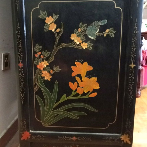 Chinese painted display cabinet used, dimensions 1.00m x 1.70m