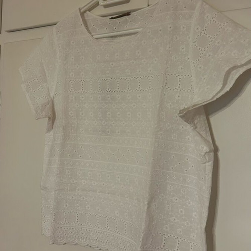 Blouse short-sleeve new with kipour pattern, size M