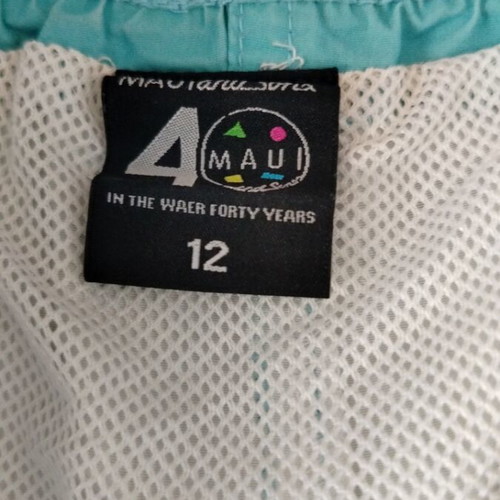 Boys' swimwear pack of 2 size 12 like new Ocean Earth and Maui