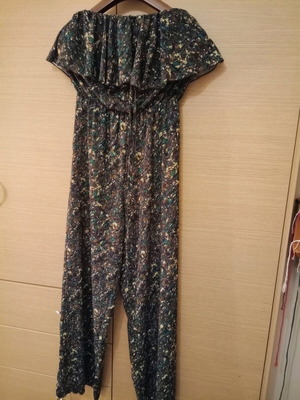 One-piece jumpsuit size M/L like new, brown and green