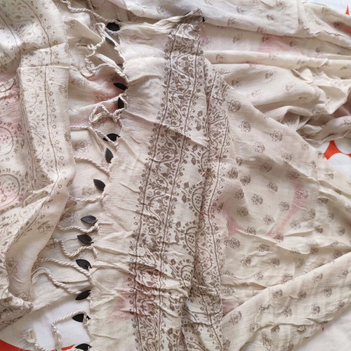 Pashmina scarf