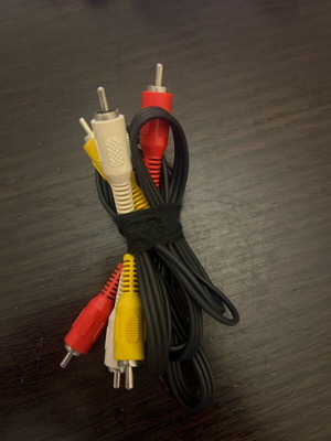 RCA composite AV cable 3-to-3 used, excellent condition