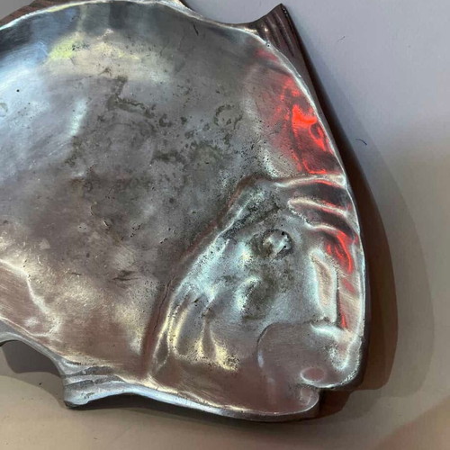 Vintage metal fish-shaped tray used, 30x25 cm