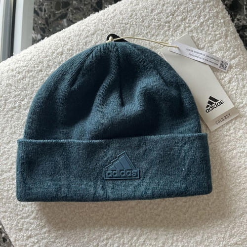Adidas beanie new dark green one size