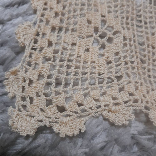 Set of 2 handmade placemats like new, ecru-beige