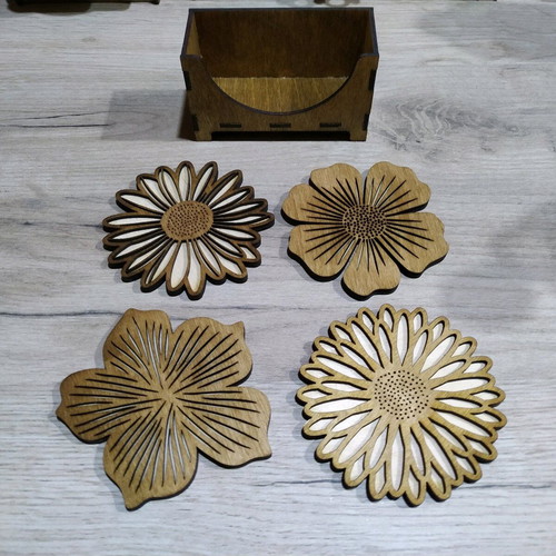 Set of 4 wooden ornate coasters with flower design new