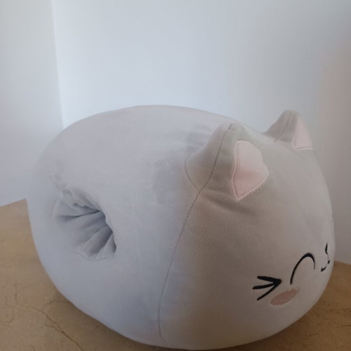 Legami Cat Pillow with Hand Warmer Cover like new