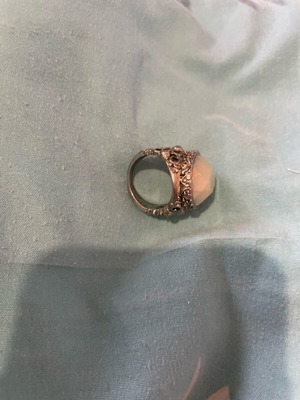 Faux ring with stone like new