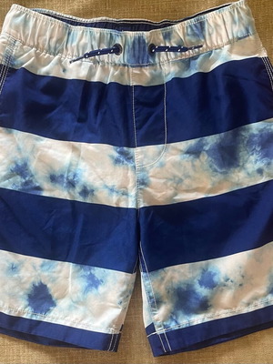 Gap swimwear used for boy 8-9 years white and blue