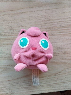 Jigglypuff plush like new, authentic 1999 Nintendo Hasbro