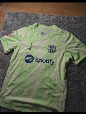 Barcelona jersey medium, official replica