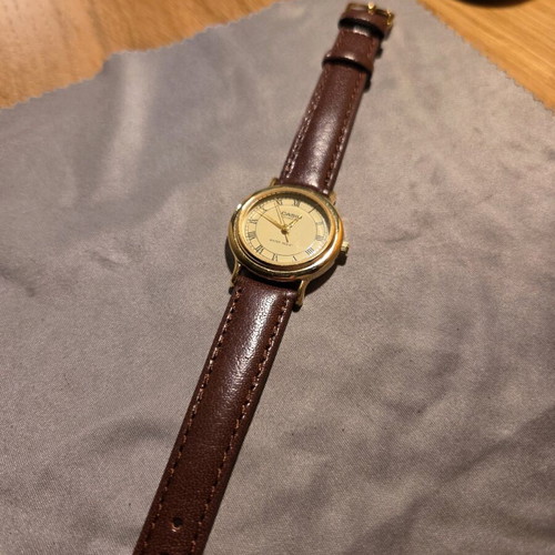Casio LTP-1006 Vintage Gold σαν καινούργιο με δερμάτινο λουράκι