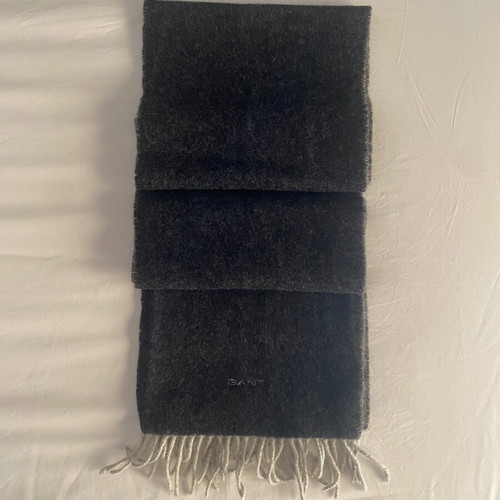 Gant scarf like new, wool, light and dark gray