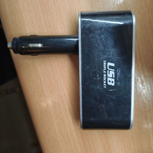Car Power Splitter 3 Sockets with USB port used
