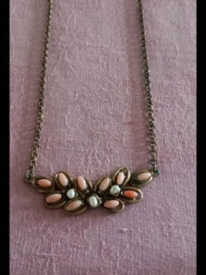 Copper necklace with pink and off-white baroque pearls